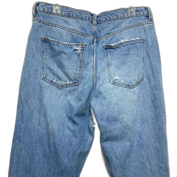 Zara High Rise Distressed Blue Jeans - Picture 8 of 9